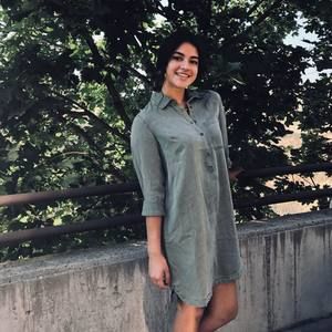 Meet your Posher, Hannah